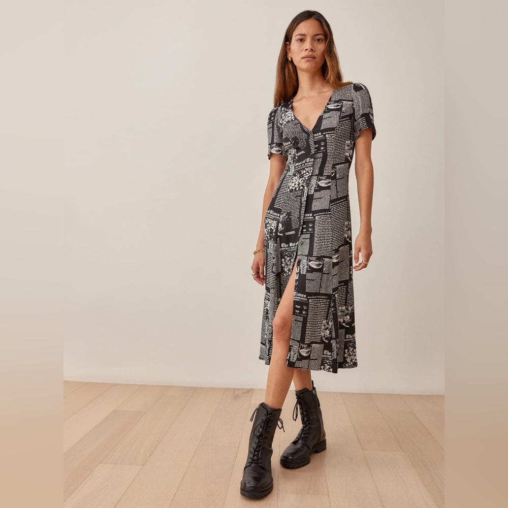 Reformation Locklin Dress in Zine Newsprint Size 0 Midi Dress